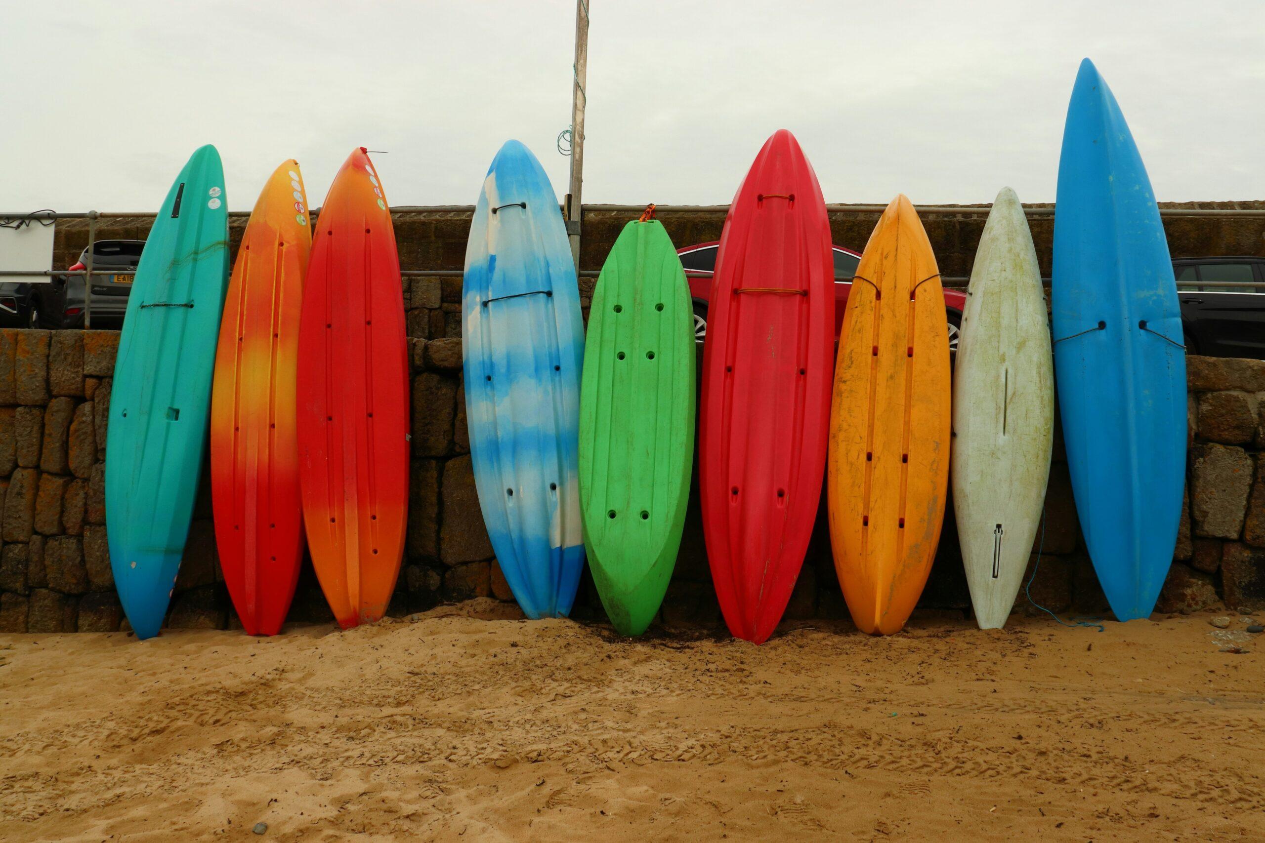 A broken surfboard due to poor travel protection