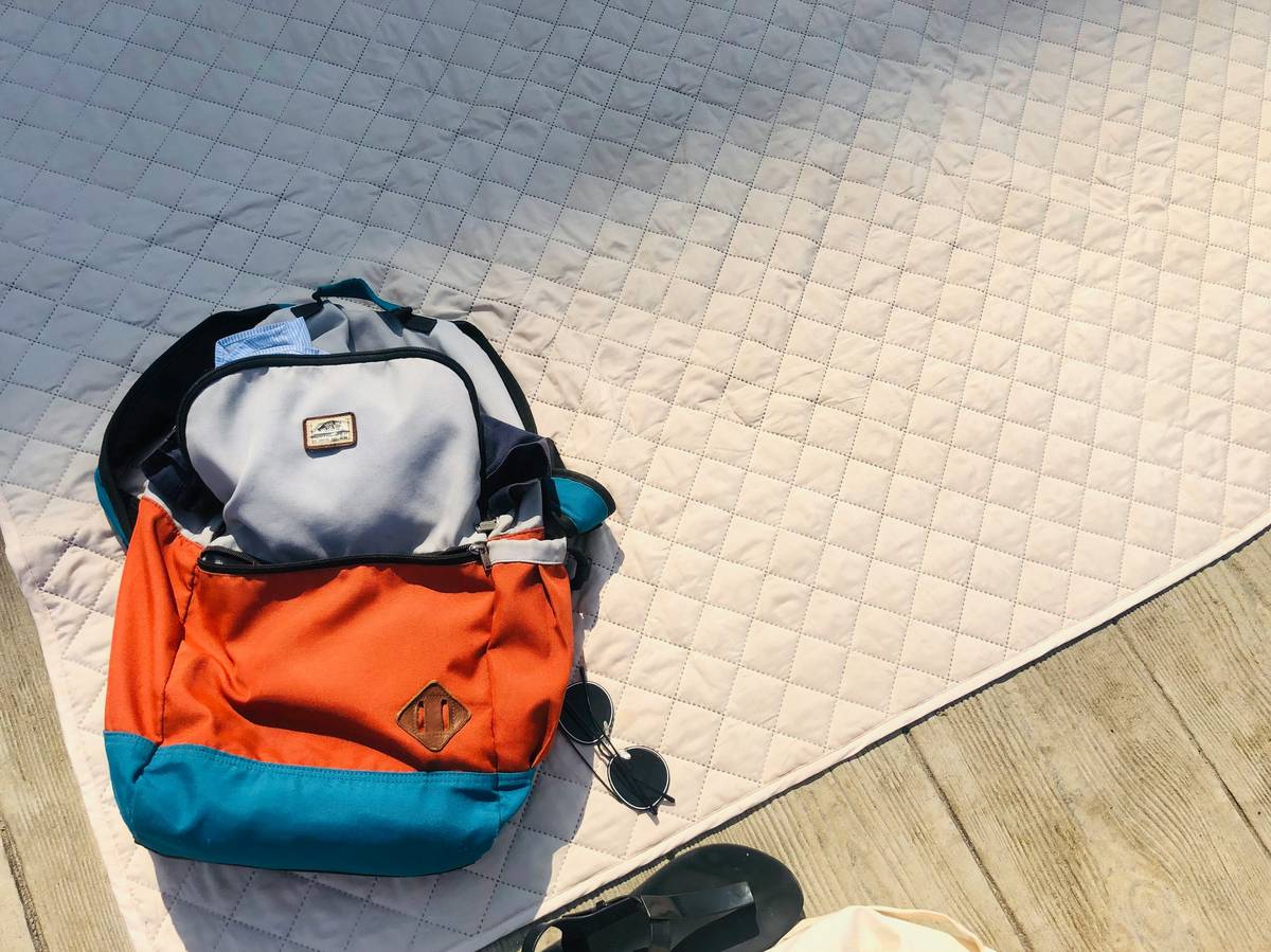 Tips for efficient packing of surfboards in premium vault bags