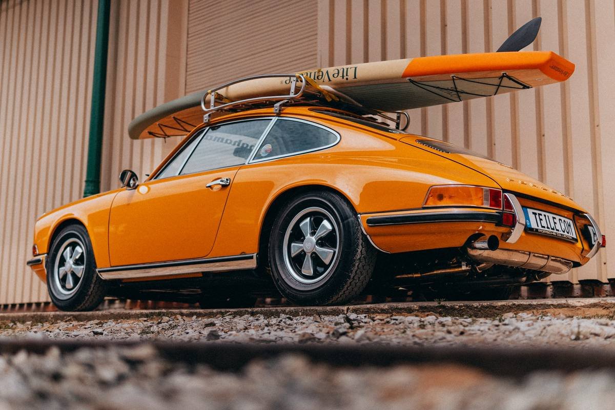How to Transport Surfboard Without Losing Your Mind (or Your Board)