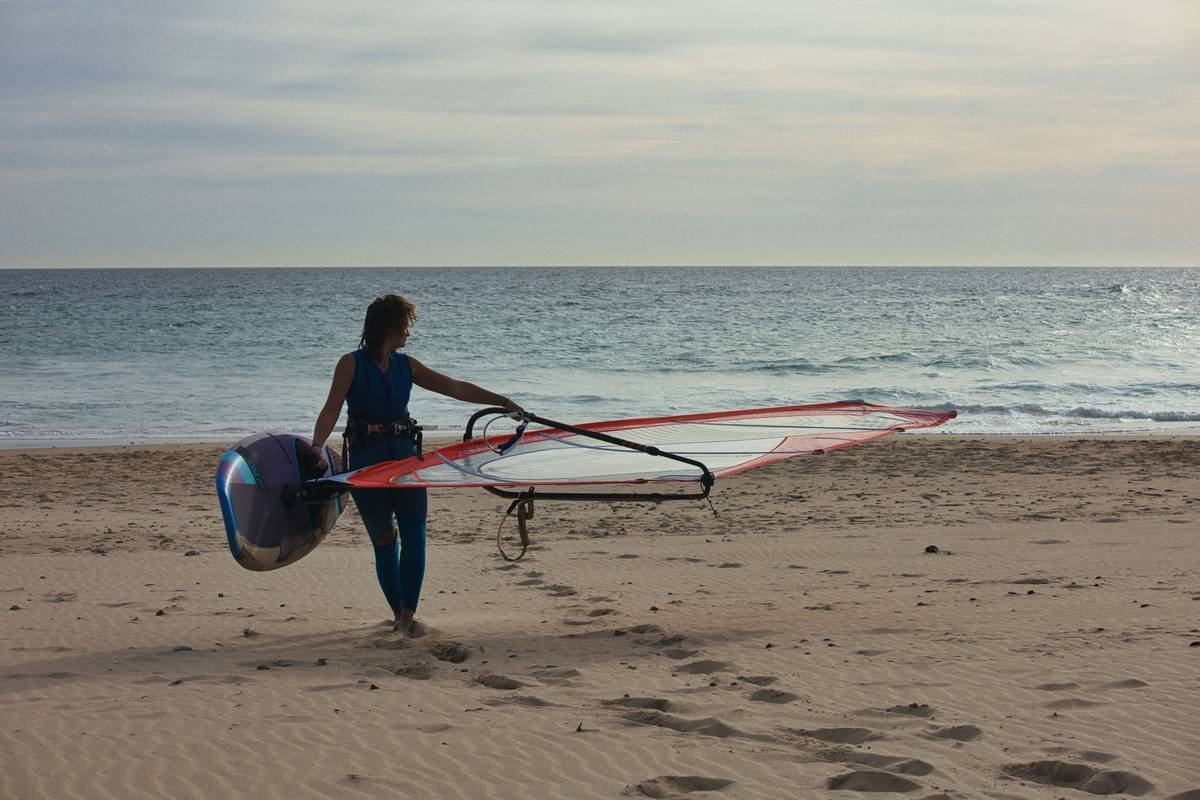 The Ultimate Guide to Choosing a Vault for Hybrid Boards: Protect Your Ride, Not Just Your Luggage